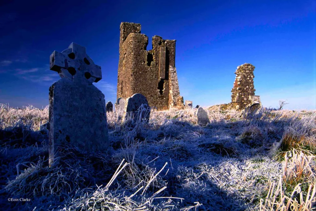 moylough castle winter (1)
